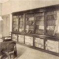 La biblioteca alla Regia Stazione